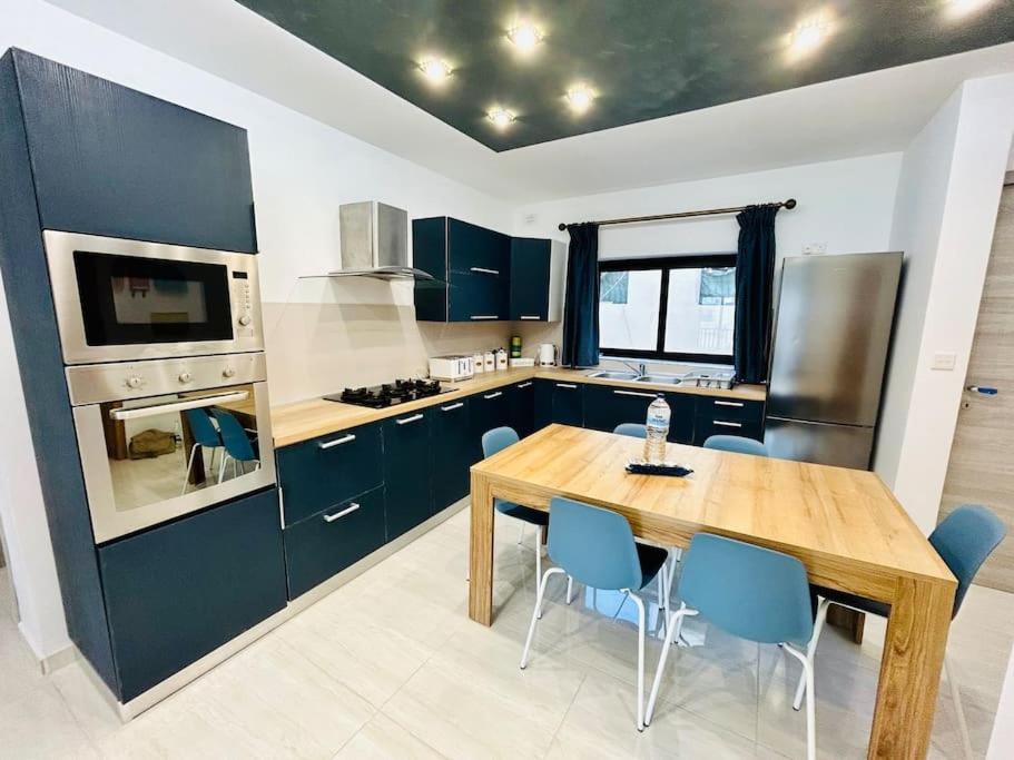 Cosy Home Close To The Sea, King-Size Bed San Pawl il-Baħar Zewnętrze zdjęcie